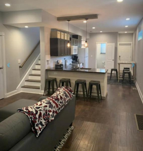 Housepitality - The Urban Roost 2 - Location